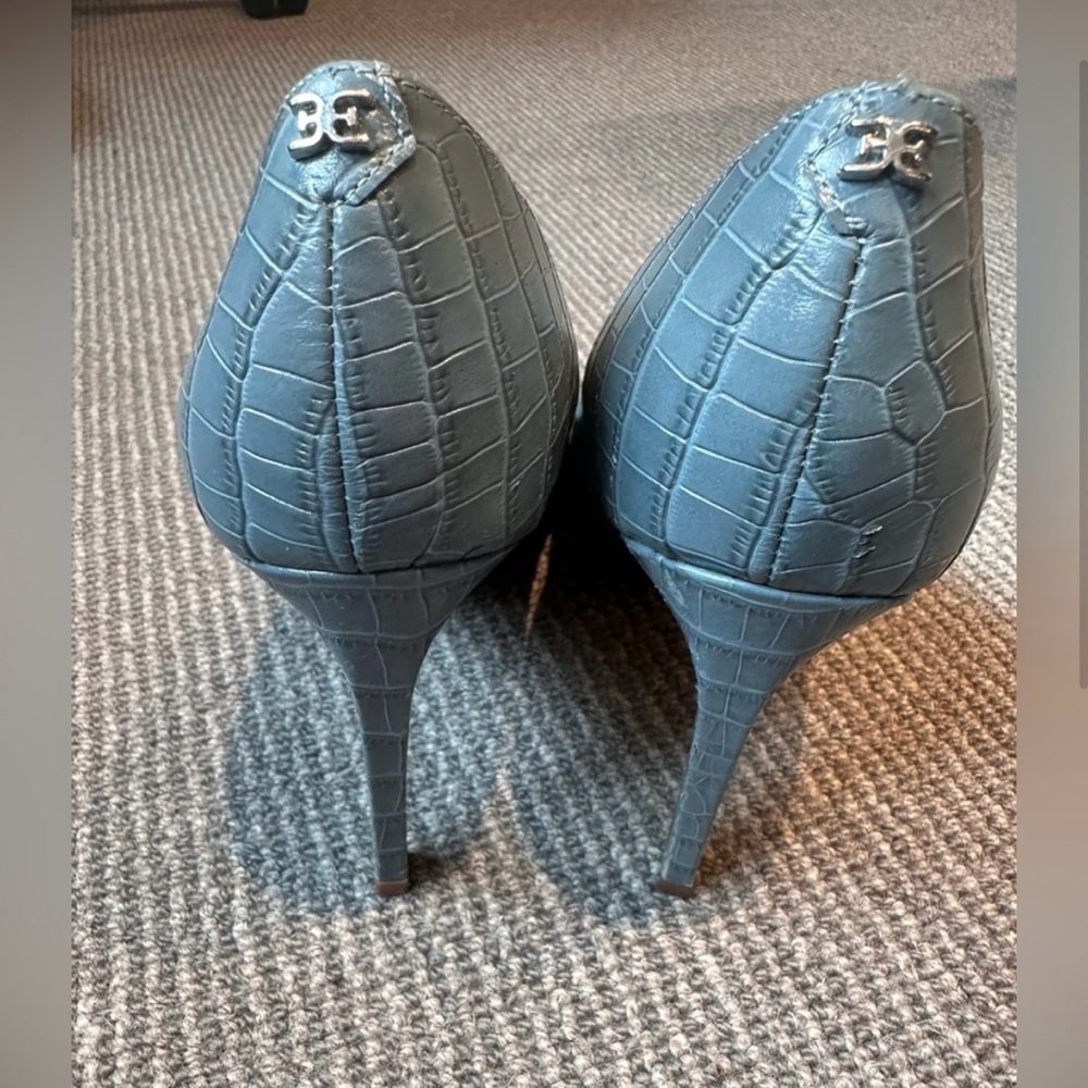 Sam Edelman Blue Croc-Embossed Heels - Picture 3 of 5